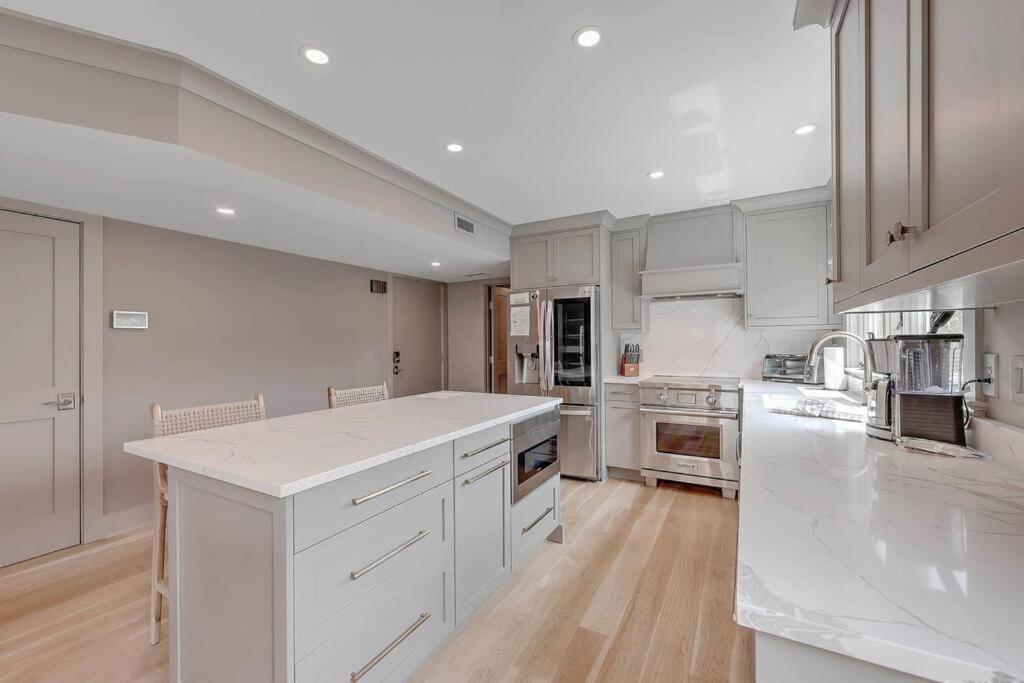 New Listing! Seagrove Villa 3A - Luxurious Ocean View! 棕榈岛 外观 照片