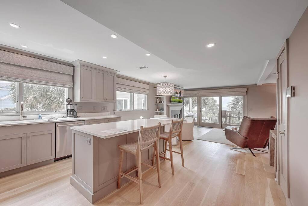 New Listing! Seagrove Villa 3A - Luxurious Ocean View! 棕榈岛 外观 照片